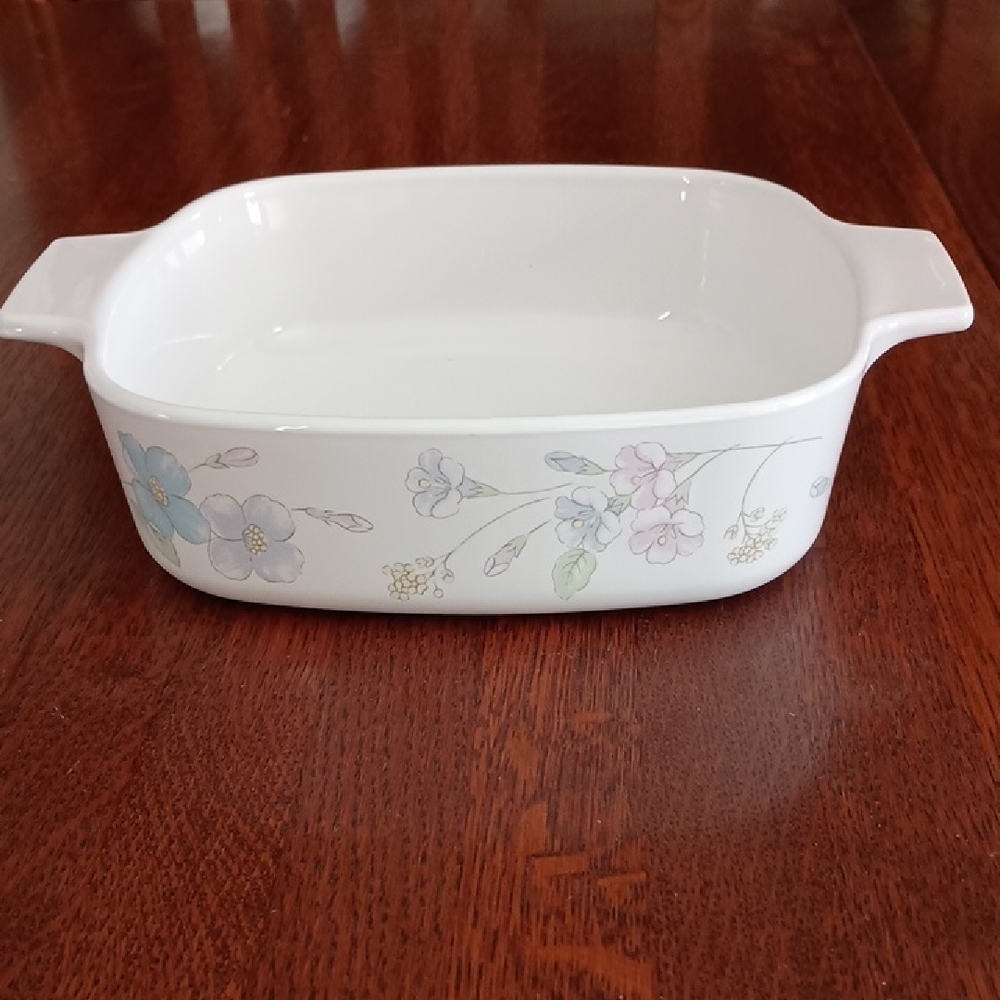 CorningWare Pastel Bouquet Square Casserole Dish b600